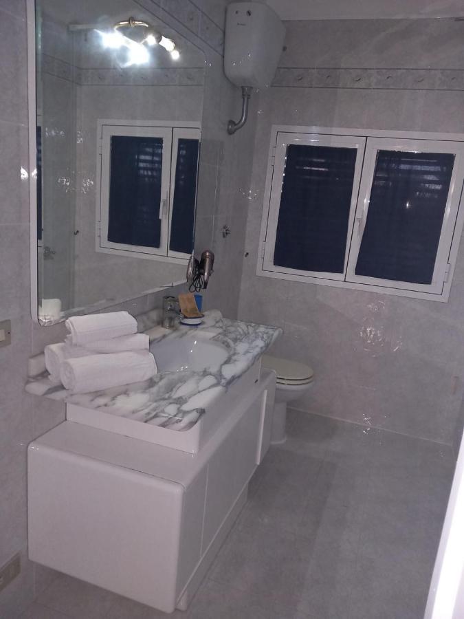 בארי Wendy House Apartament מראה חיצוני תמונה